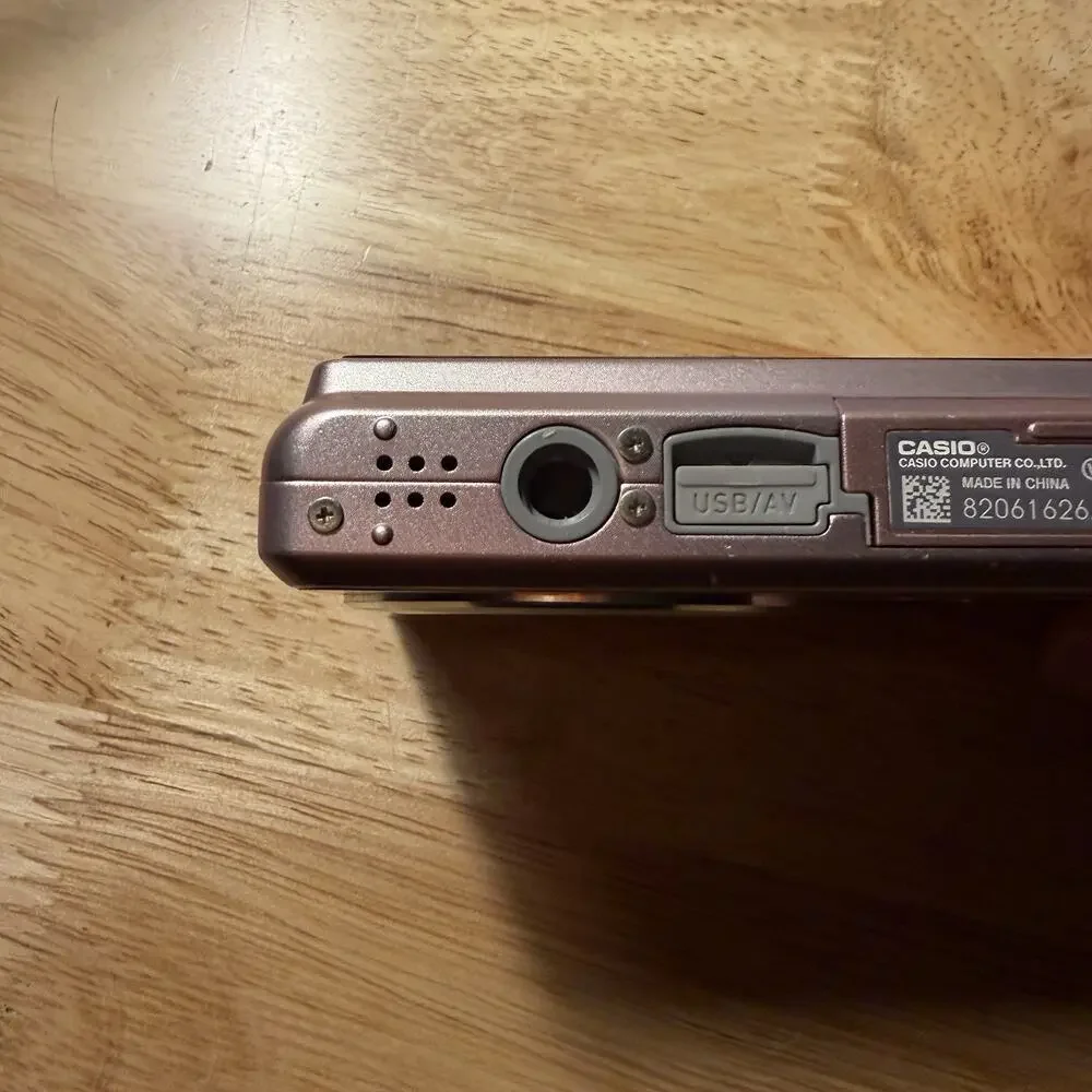 Parts or Repair Casio Exilim EX-Z77 7.2MP Digital Camera PINK Lens Error no Batt